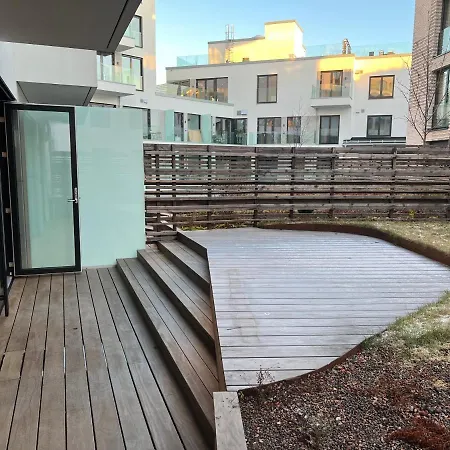Lovely New Next To Sommerro Hotel, Solli Plass. Appartement *